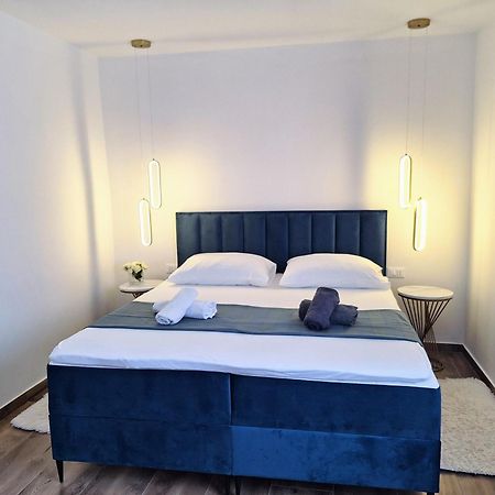 Apartments Katarina Жаборич Екстериор снимка