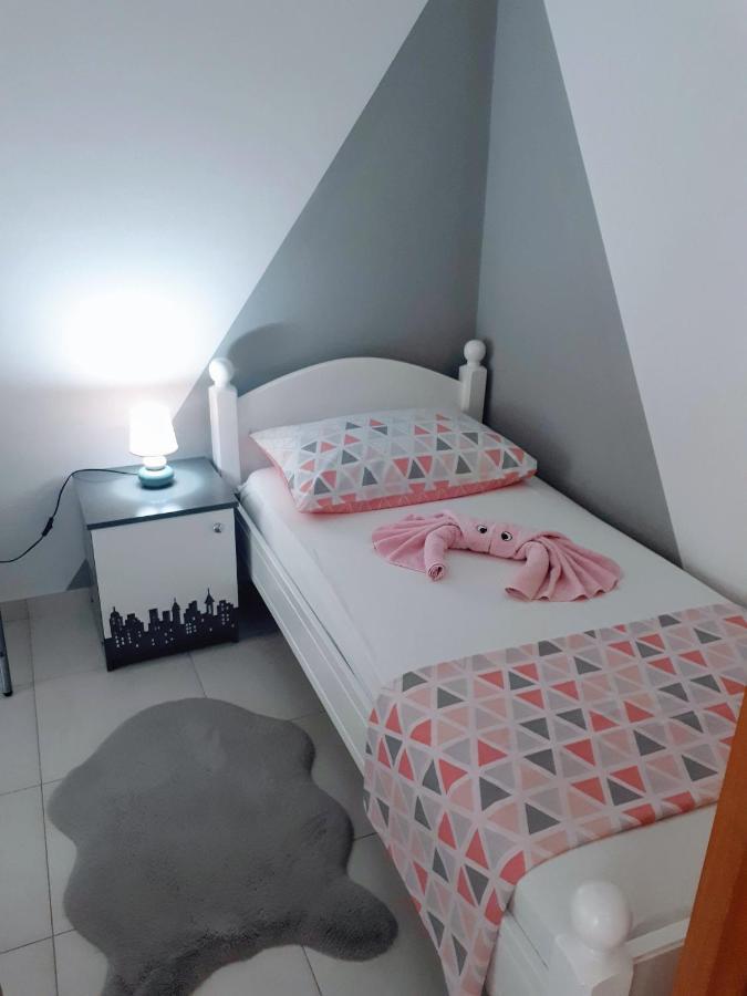 Apartments Katarina Жаборич Екстериор снимка