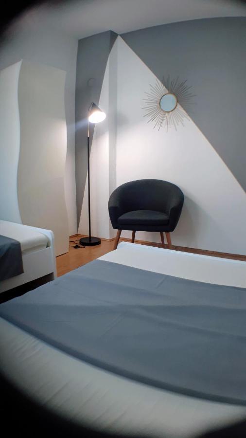 Apartments Katarina Жаборич Екстериор снимка