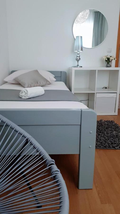 Apartments Katarina Жаборич Екстериор снимка