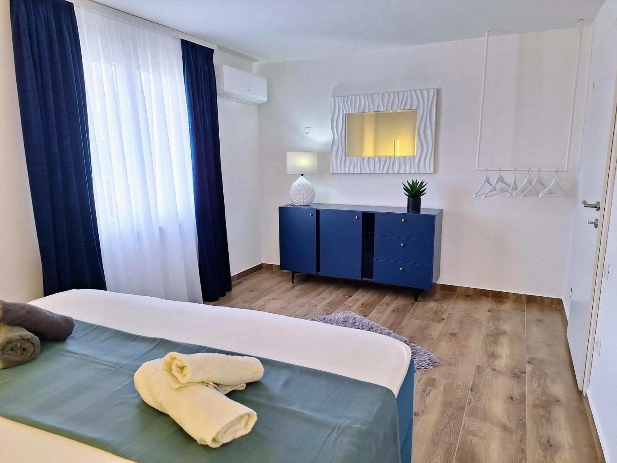 Apartments Katarina Жаборич Екстериор снимка