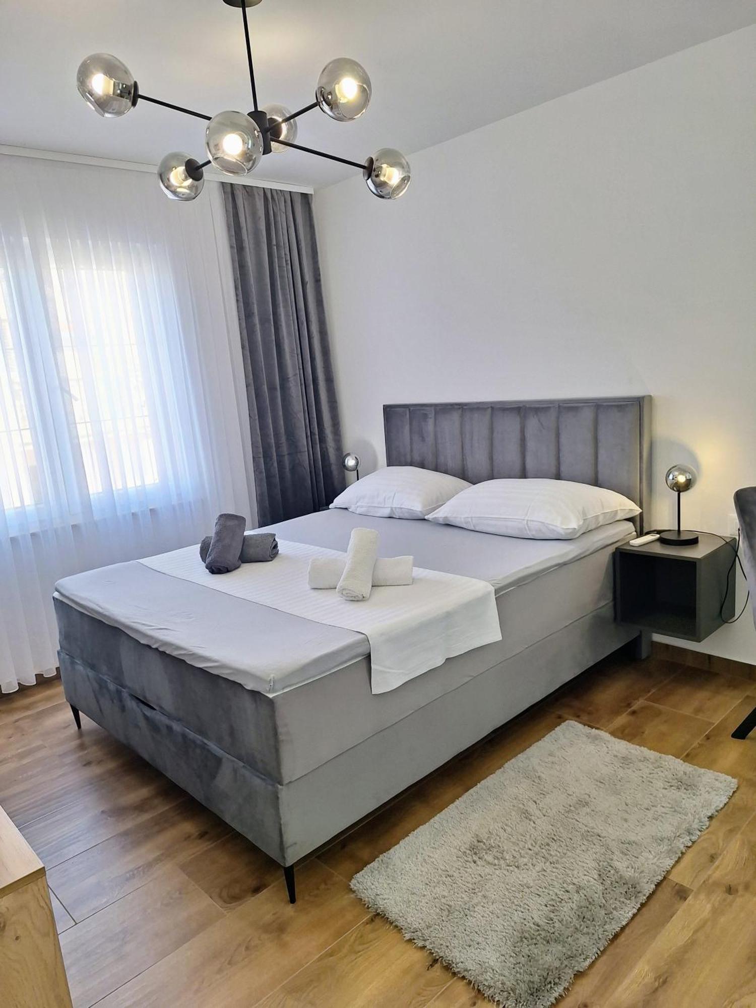 Apartments Katarina Жаборич Екстериор снимка